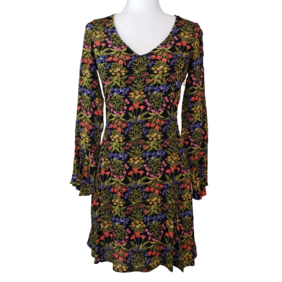 Old Navy Dresses & Skirts - Old Navy Floral A-Line Dress (not a true size 0)